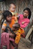 Bambine laotiane